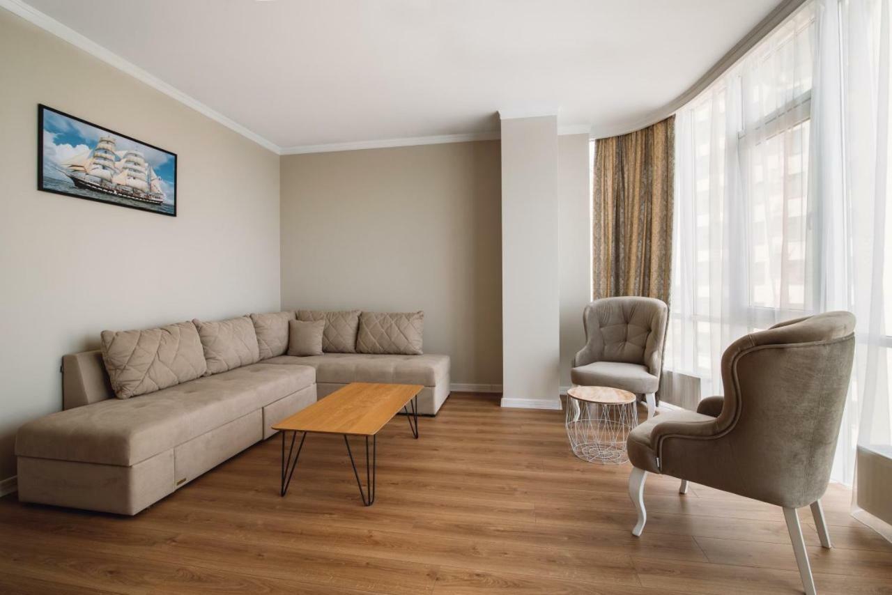 Arcadia Holiday Apartment Одеса Екстериор снимка